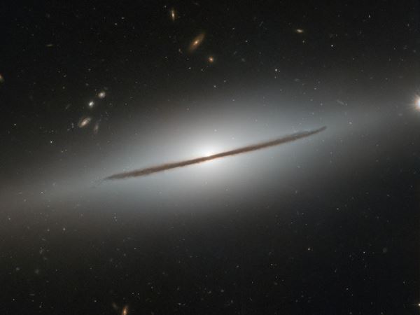 Красота спиральной галактики NGC 1032